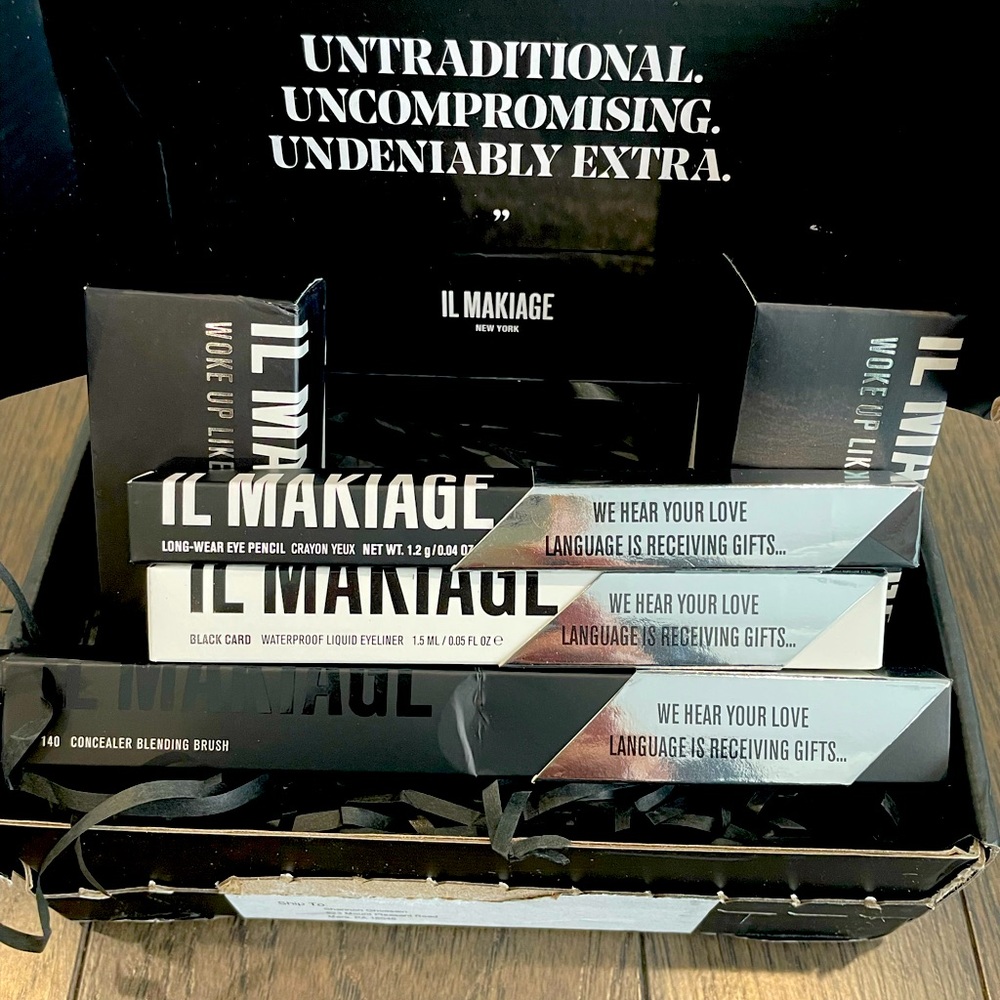Brand new, sealed Il Makiage Products. Shade 040 foundations.